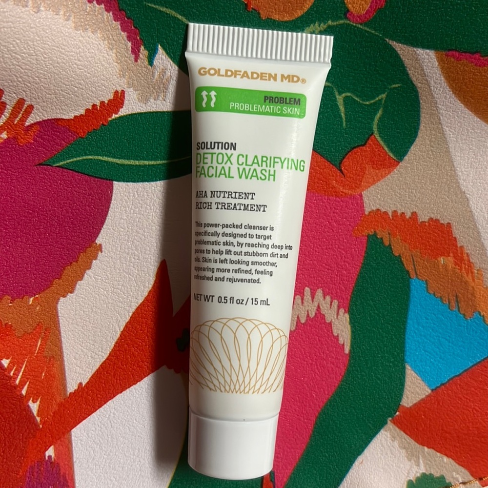 5/$25 item Goldfaden MD detox mini facial wash